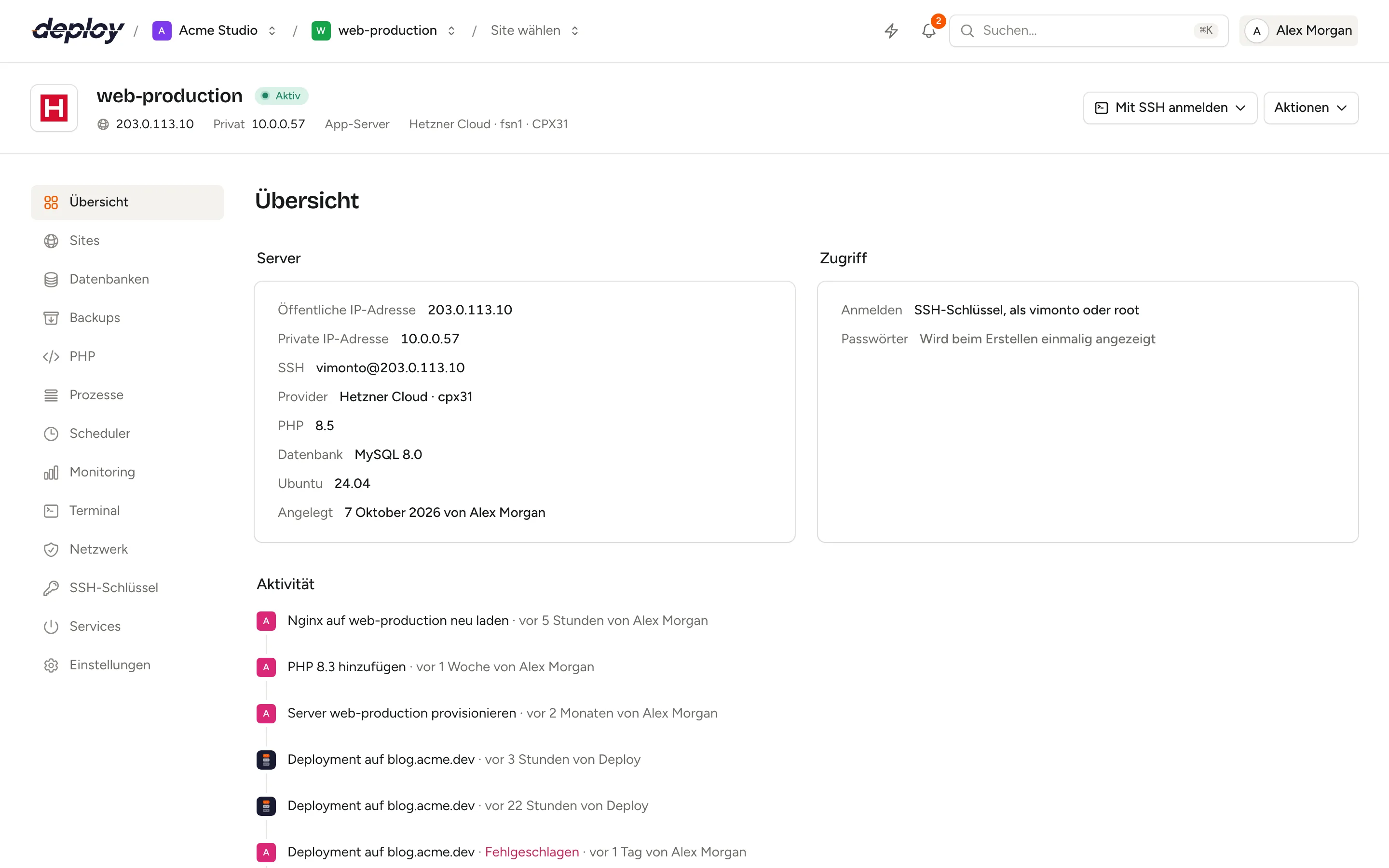 Die Übersicht eines Servers mit seinen Sites, Status und Last