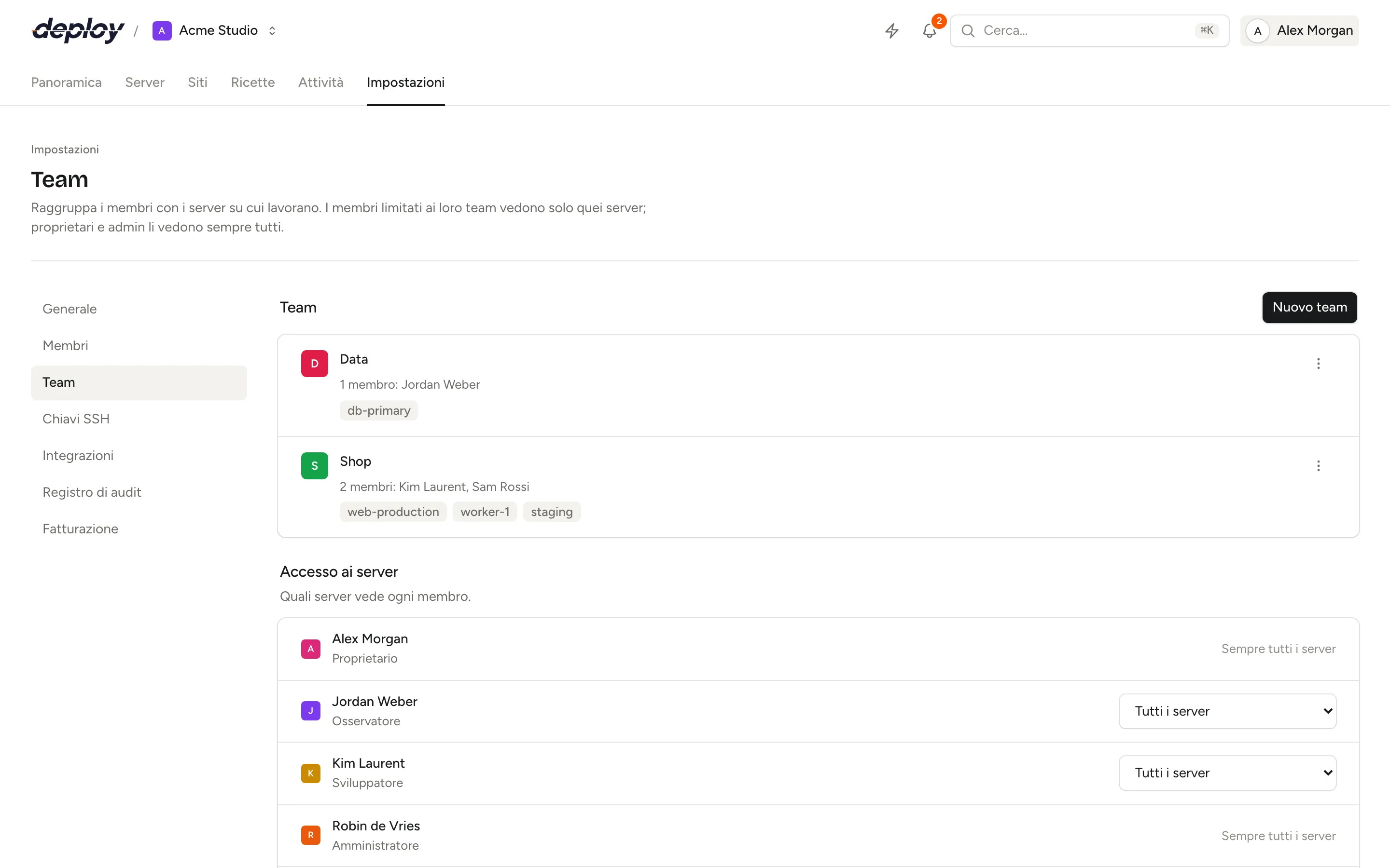 La pagina dei team con un elenco di team, i loro membri e server, e l'accesso ai server di ogni membro