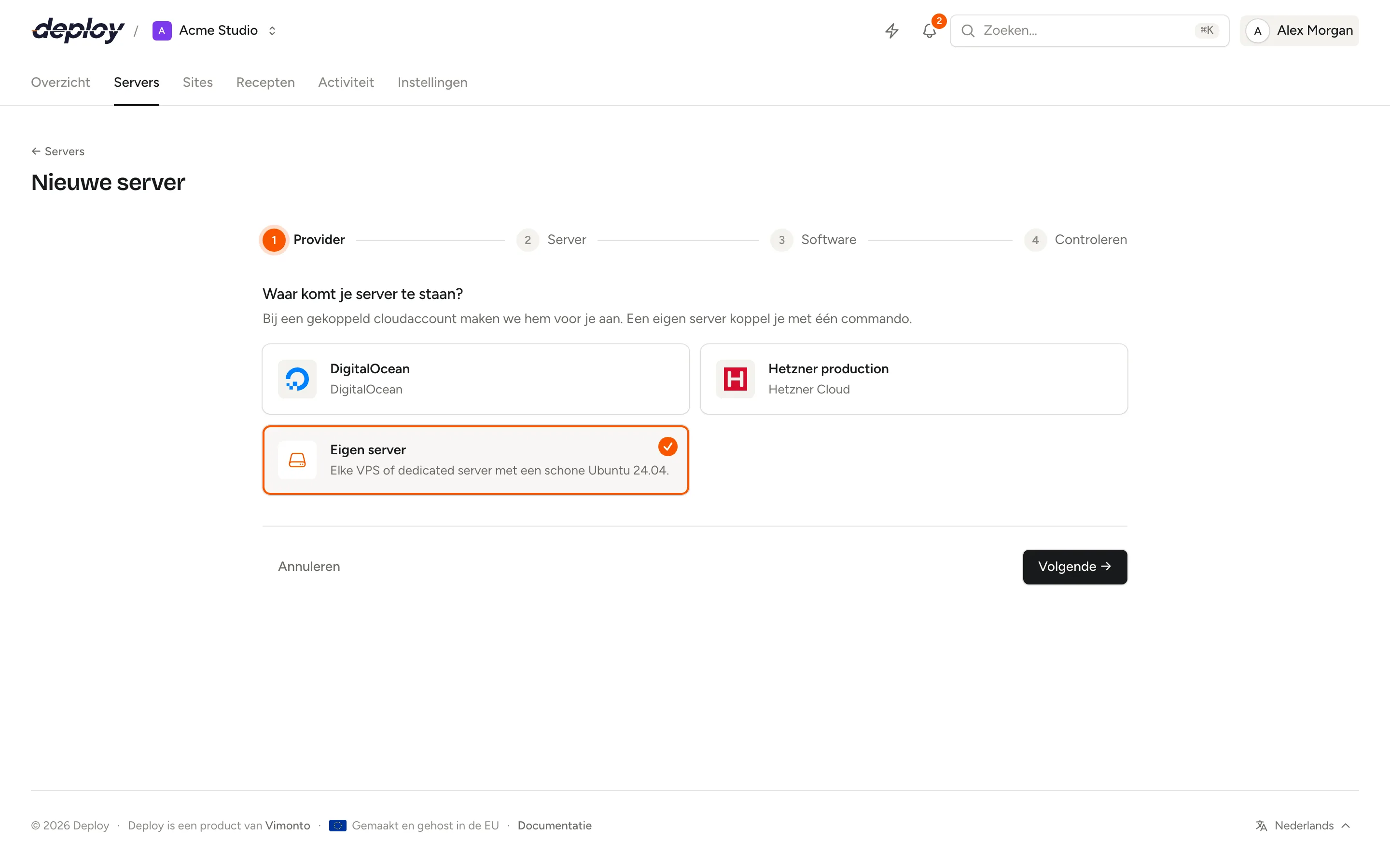 De wizard voor een nieuwe server met Eigen server gekozen als provider
