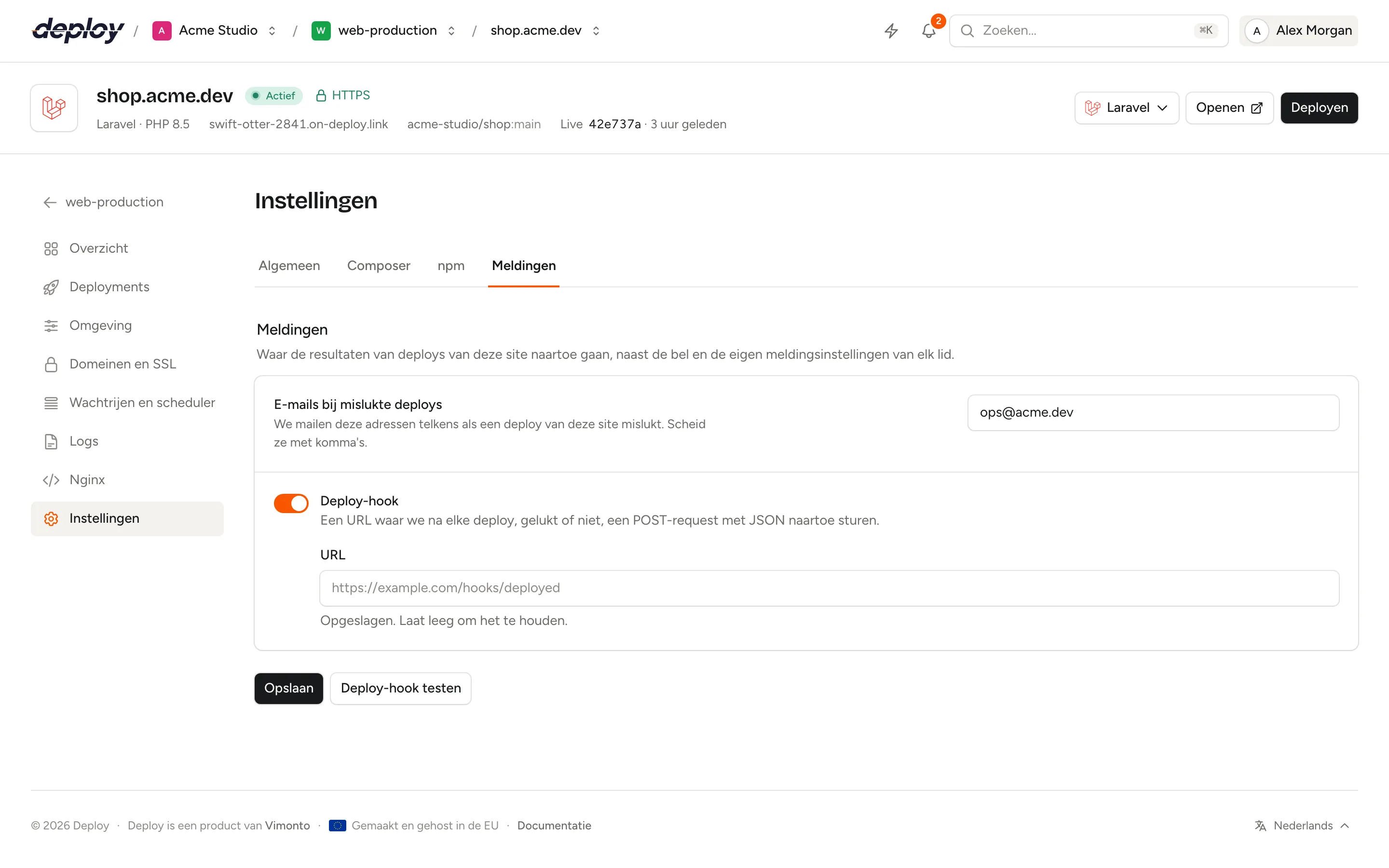 Het tabblad Meldingen van de instellingen van een site met de e-mails bij mislukte deploys en de deploy-hook